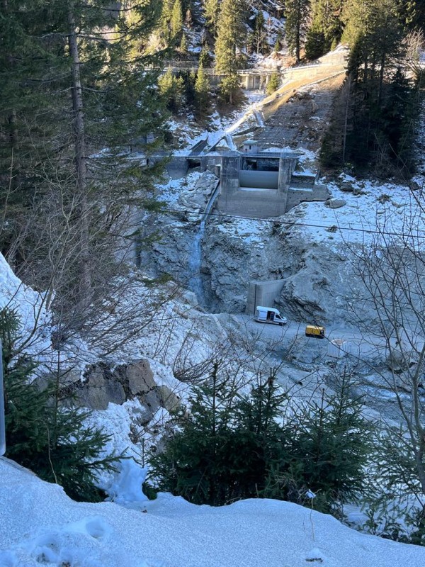 PHOTO 2023 02 02 18 44 67